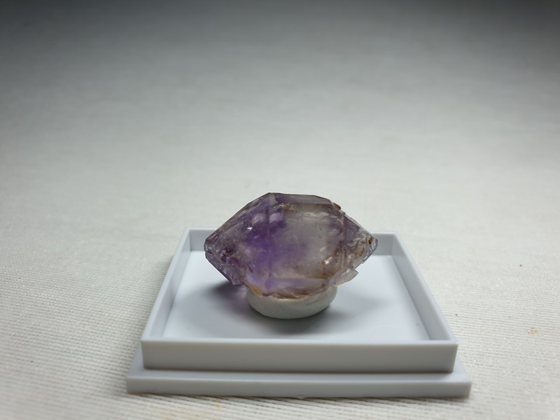 amethyst mineral stone min195 Αμέθυστος από το Δασωτό Δράμας min195 lavriostone