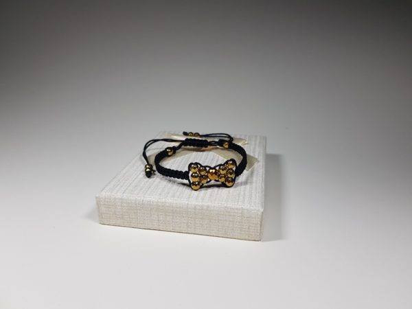 macrame braxioli me aimatiti lavriostone