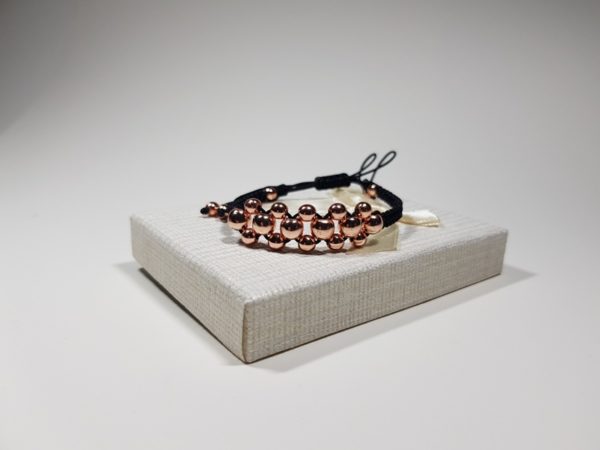macrame braxioli me aimatiti lavriostone