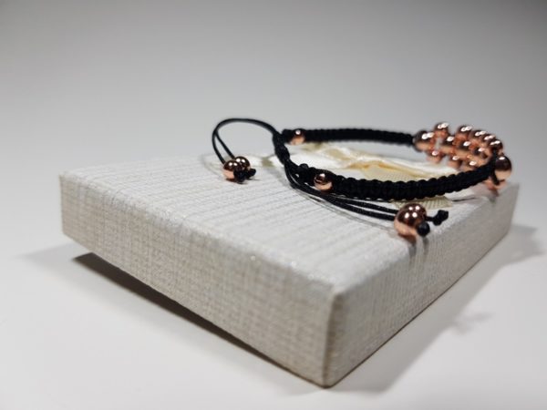 macrame braxioli me aimatiti lavriostone
