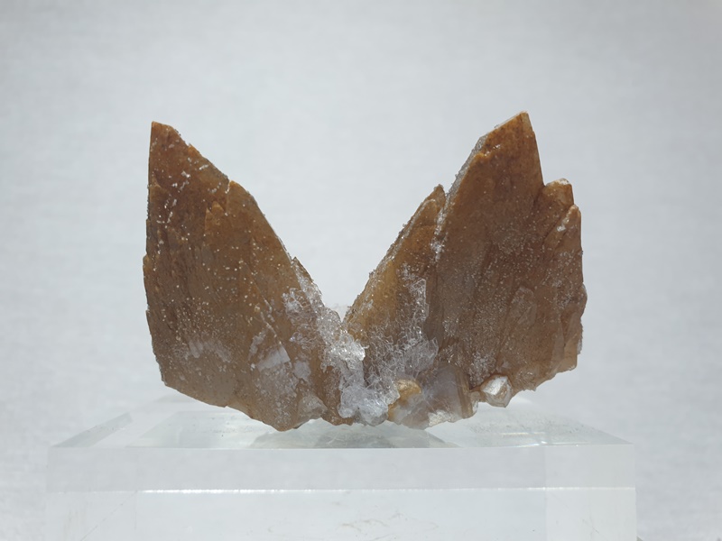 Καλσίτης - Calcite min295 Lavriostone
