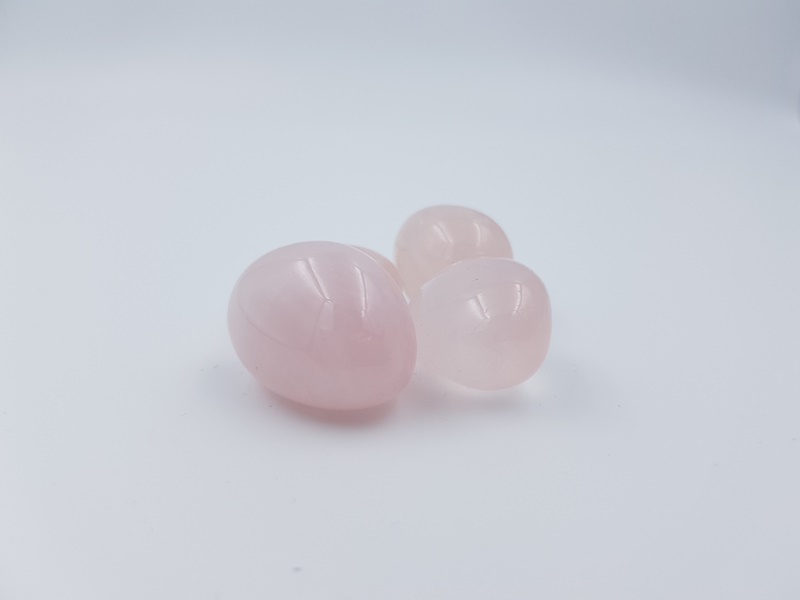 Ροζ Χαλαζίας Α+ ποιότητα βότσαλο - Rose quartz A+ quality Cr88 Lavriostone