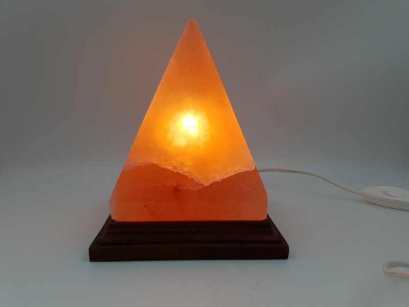 Φωτιστικό ορυκτό αλάτι ιμαλαίων πυραμίδα-AL2 Lavriostone