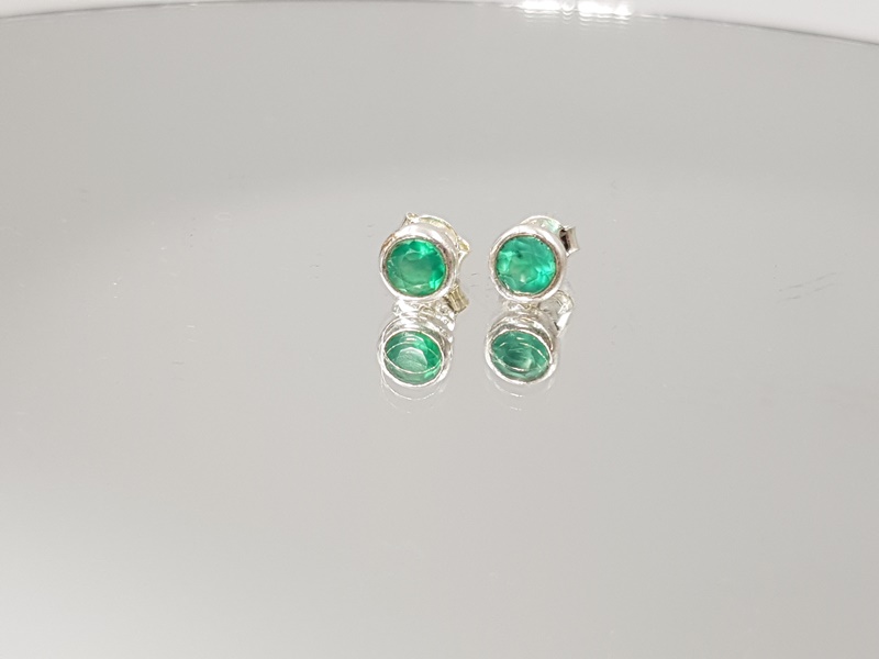 Ασημένια καρφωτά σκουλαρίκια με jade-EAR68 Lavriostone