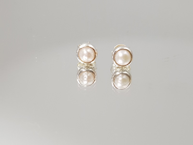 Ασημένια καρφωτά σκουλαρίκια με μαργαριτάρια-EAR70 Lavriostone
