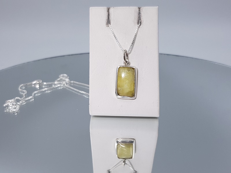 Μενταγιόν με κίτρινο αραγωνίτη (aragonite)-UC9 Lavriostone