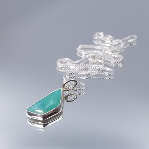 Μενταγιόν με σμιθσονίτη (smithsonite)_UC10 Lavriostone