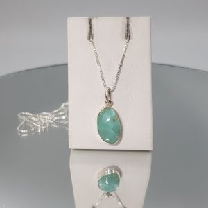 Μενταγιόν με σμιθσονίτη (smithsonite)-UC23 Lavriostone