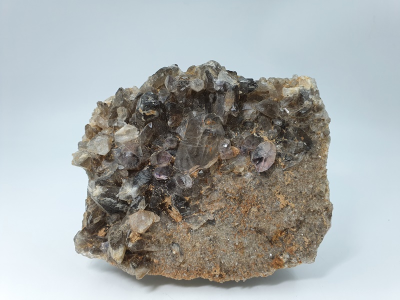 Καπνίας_min730 Καπνίας Smoky Quartz Δασωτό Δράμας Lavriostone