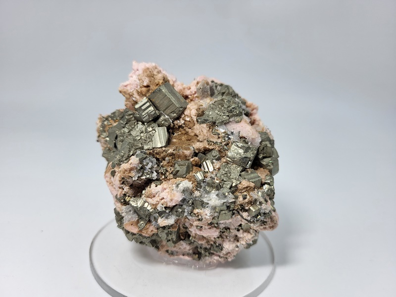 Ροδοχρωσίτης Σιδηροπυρίτης-χαλαζίας Χαλκιδικής_min760 Lavriostone