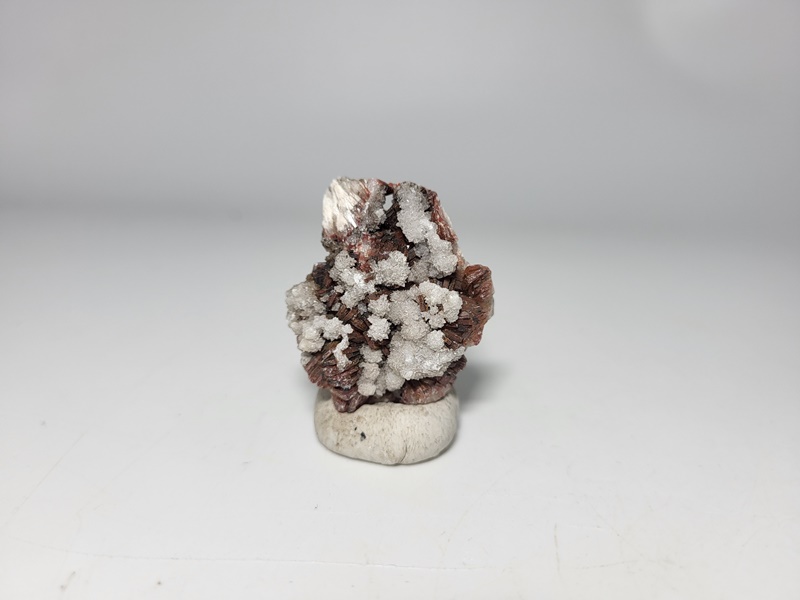 Βαρύτης κόκκινος με Αραγωνίτη baryte_min1174 Lavriostone