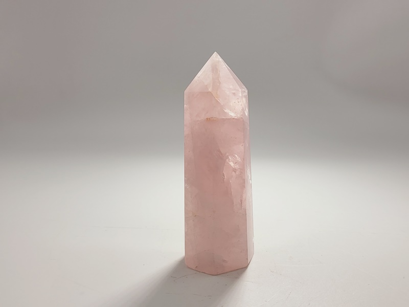 Point ροζ χαλαζία_P57 Lavriostone