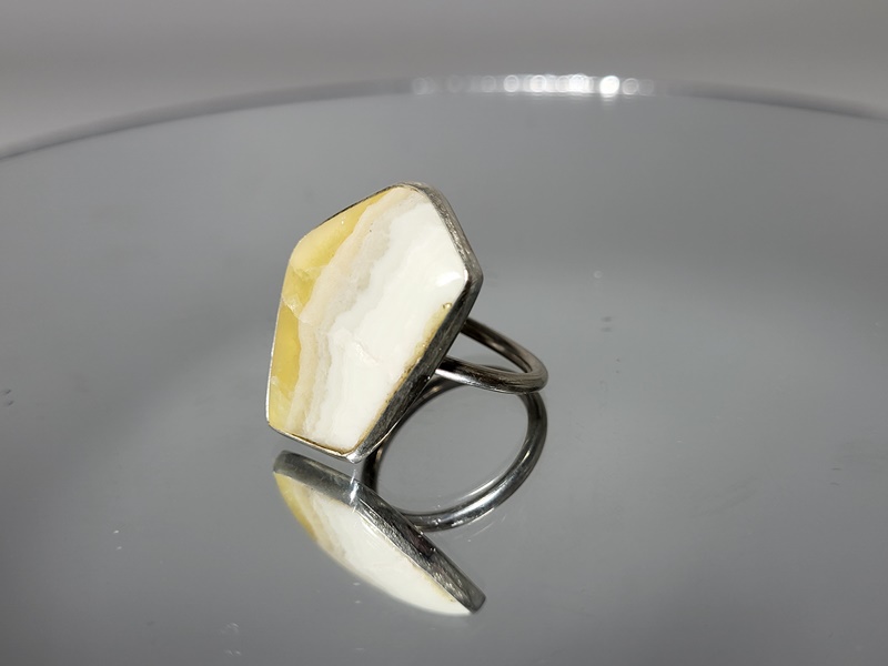 Χειροποίητο δαχτυλίδι με κίτρινο Αραγωνίτη_UC260 Lavriostone