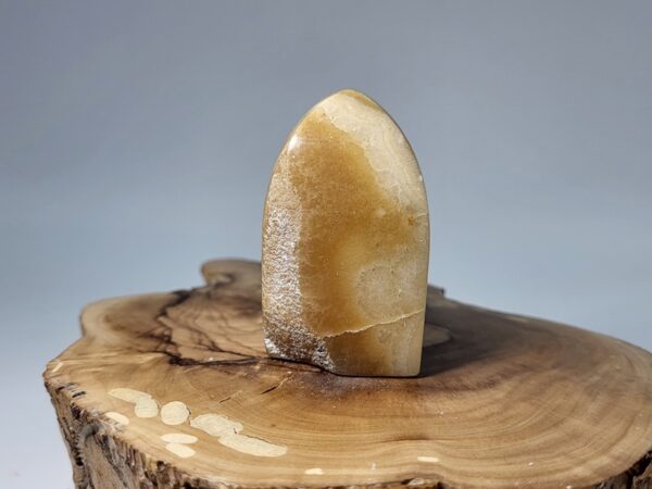 Point Καλσίτη_P170 Lavriostone