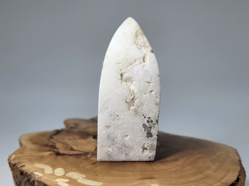 Point Λευκού Καλσίτη_P152 Lavriostone