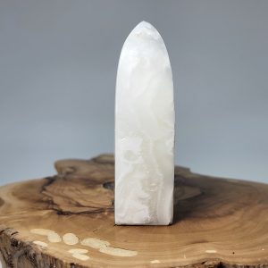 Point Λευκού Καλσίτη_P153 Lavriostone