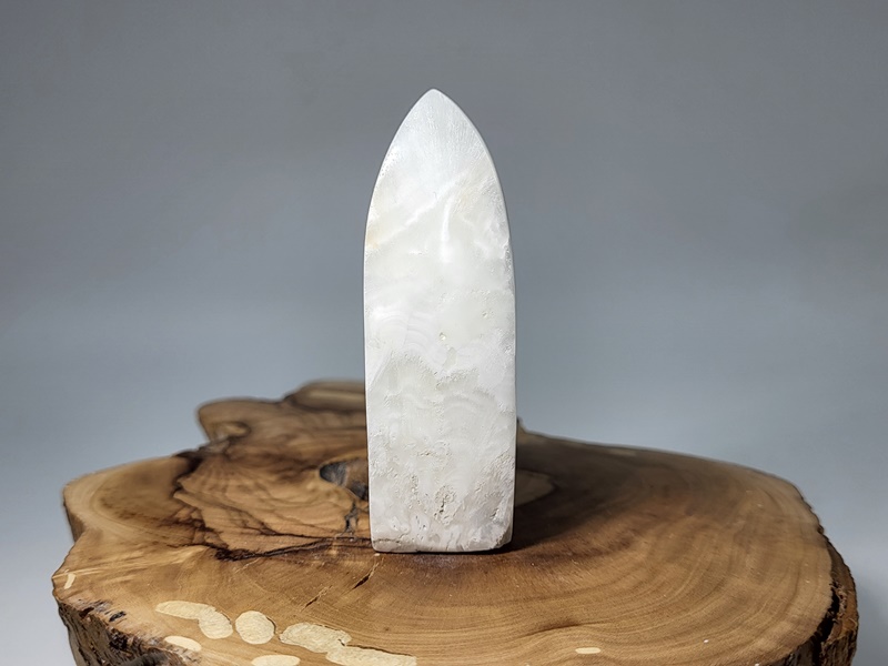 Point Λευκού Καλσίτη_P157 Lavriostone