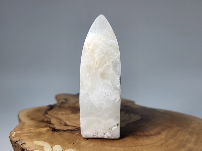 Point Λευκού Καλσίτη_P161 Lavriostone