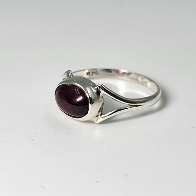 Ασημένιο δαχτυλίδι με Γρανάτη_R195 Lavriostone!