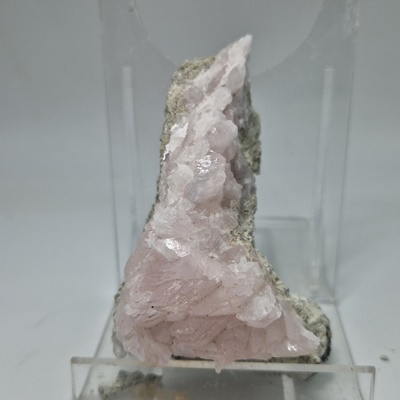 Μαγγανοκαλσίτης_Min2298 Lavriostone