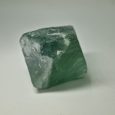 Fluorite-Ρομβοειδής Φθορίτης_min2455 Lavriostone