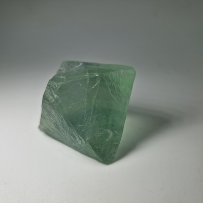 Fluorite-Ρομβοειδής Φθορίτης_min2470 Lavriostone