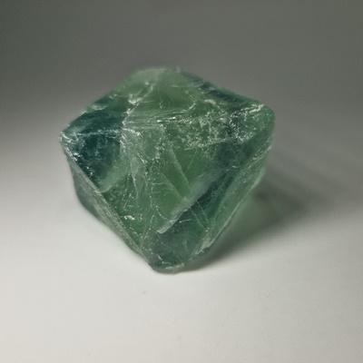Fluorite-Ρομβοειδής Φθορίτης_min2472 Lavriostone