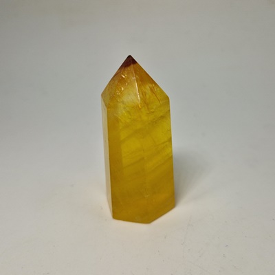 Point Fluorite yellow Φθορίτης κίτρινος _P350 Lavriostone
