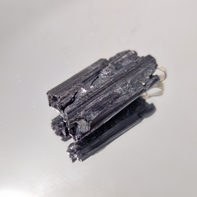 Black Tourmaline-Μενταγιόν Μαύρη Τουρμαλίνη_NM2 Lavriostone