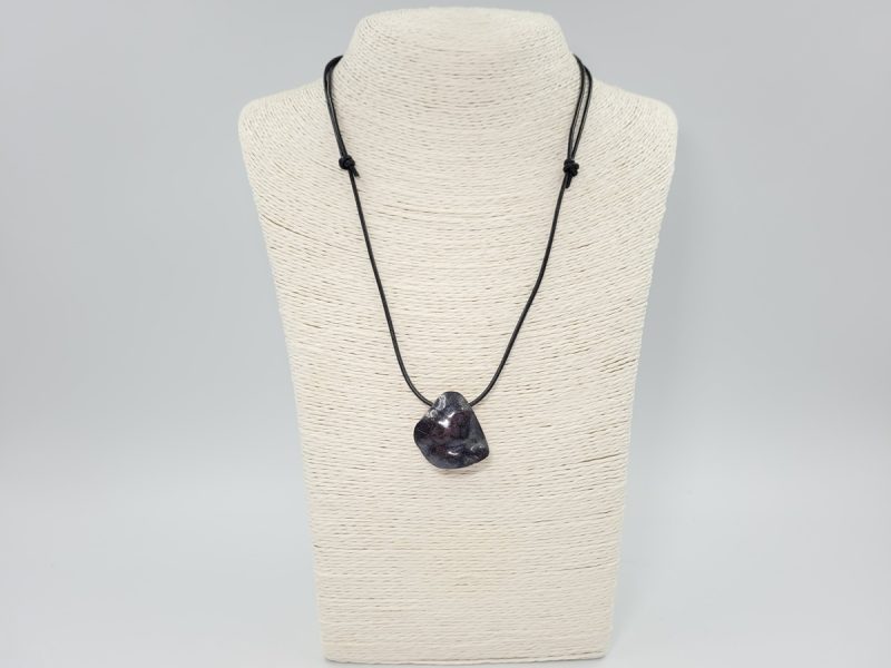 kolie-Hematite-me-xilo-elias-MN55-lavriostone