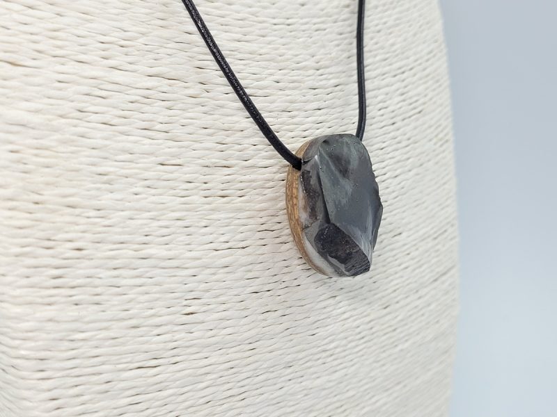 kolie-Hematiti-me-xilo-elias-MN61-lavriostone