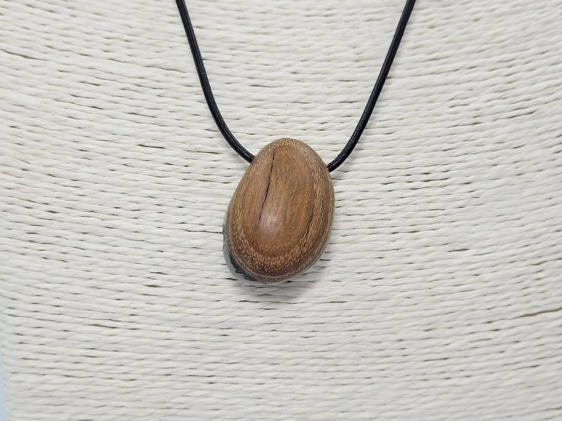 kolie-Hematiti-me-xilo-elias-MN61-lavriostone