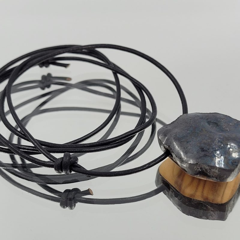 kolie-Hematiti-me-xilo-elias-MN64-lavriostone