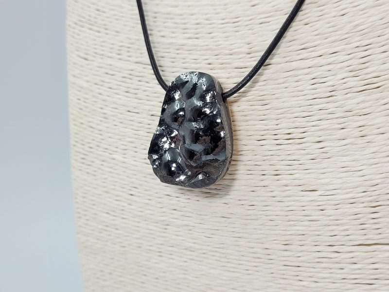 kolie-Hematiti-me-xilo-elias-MN65-lavriostone