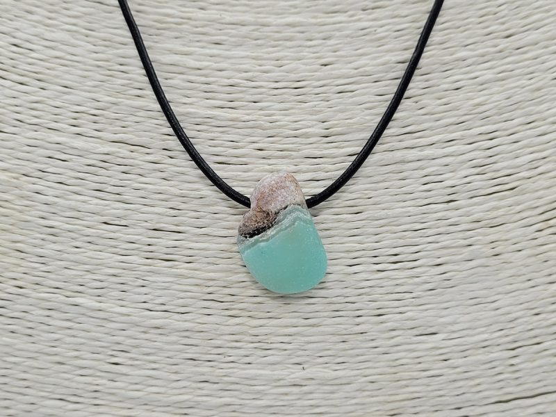 kolie-smithsonite-me-derma-MN10-lavriostone
