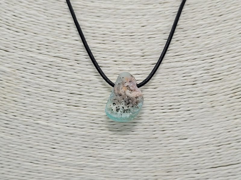 kolie-smithsonite-me-derma-MN10-lavriostone
