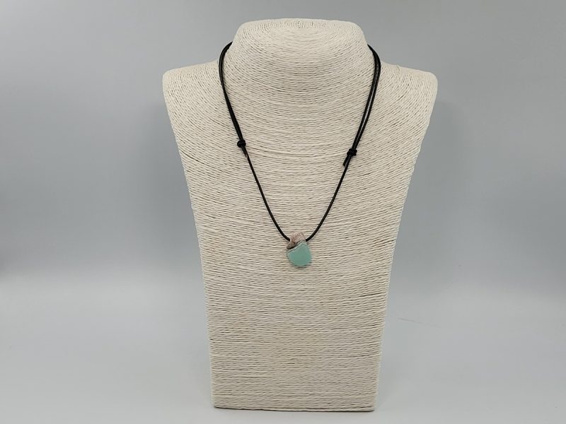 kolie-smithsonite-me-derma-MN10-lavriostone