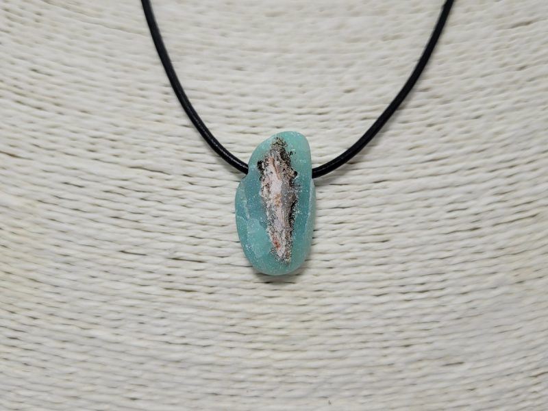kolie-smithsonite-me-derma-MN12-lavriostone