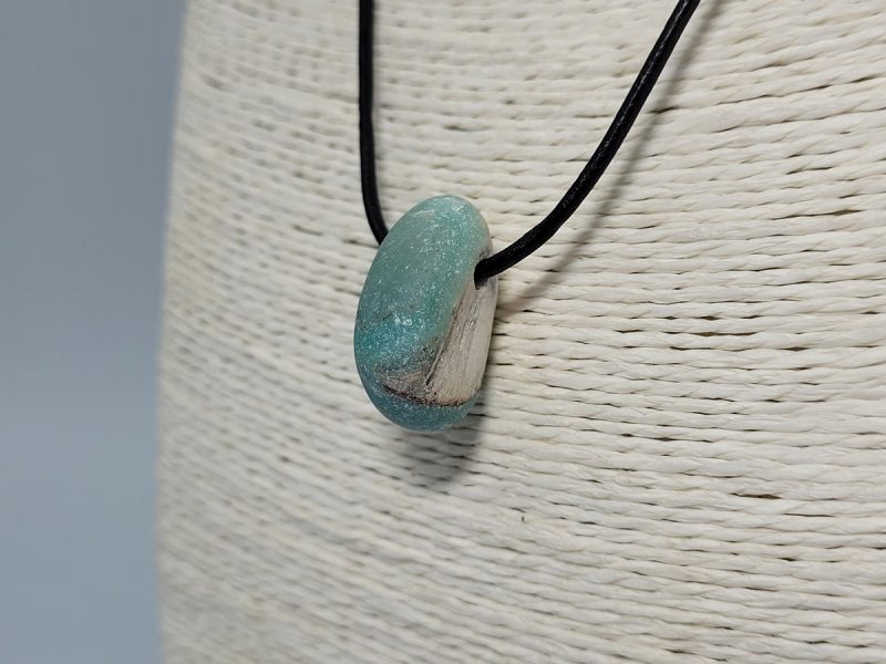 kolie-smithsonite-me-derma-MN16-lavriostone