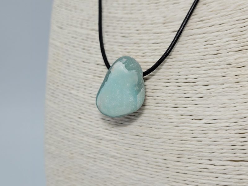 kolie-smithsonite-me-derma-MN22-lavriostone