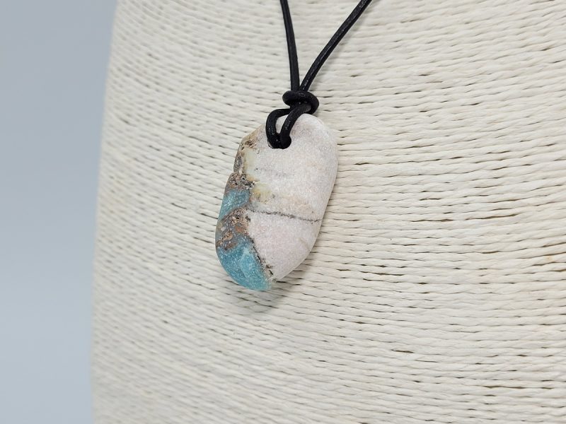 kolie-smithsonite-me-derma-MN24-lavriostone
