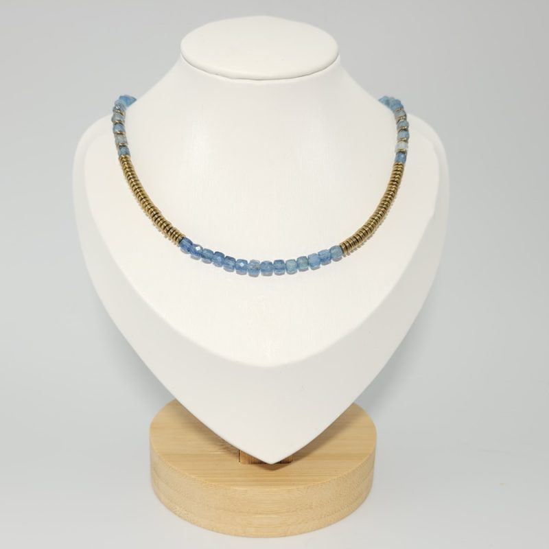 kolie-me-aquamarine-kai-aimatites-N314-lavriostone