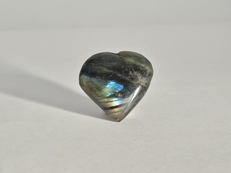 labradoritis-se-sxima-kardias-CAb174-lavriostone