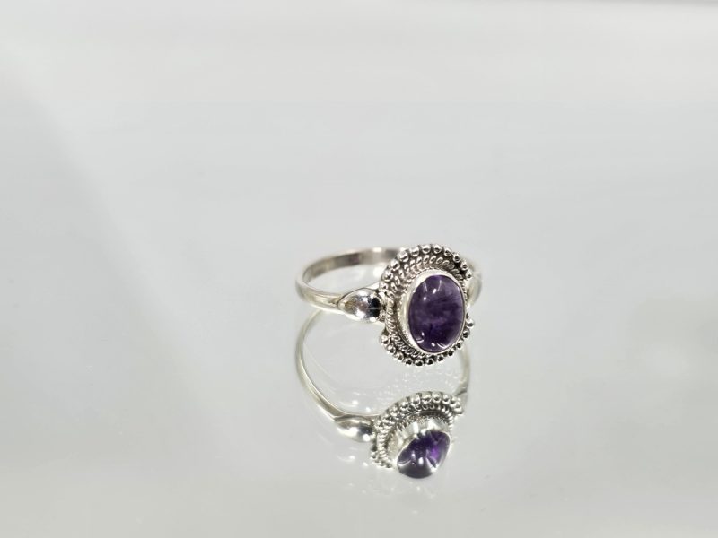 daxtylidi-me-amethysto-r274-lavriostone