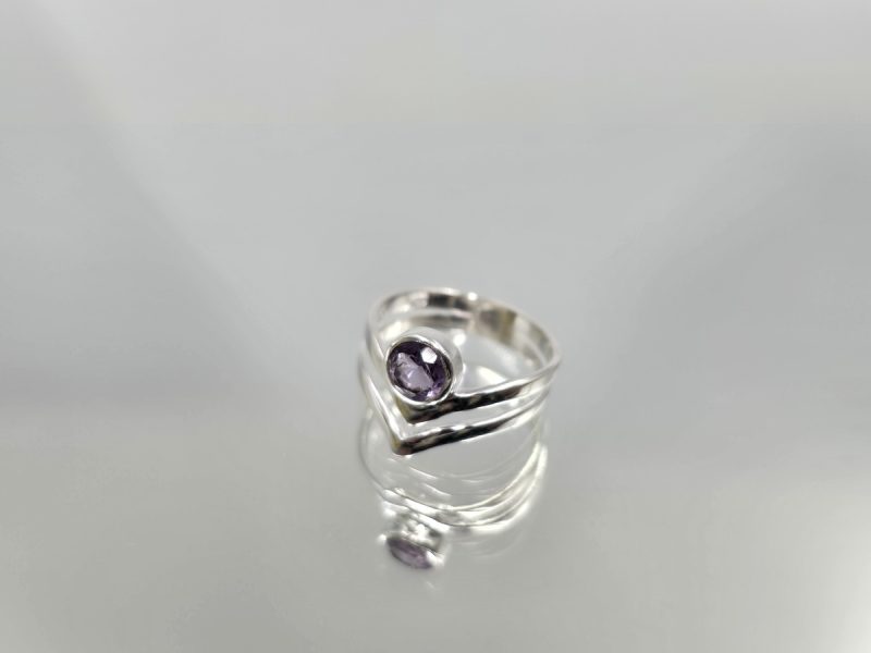 daxtylidi-me-amethysto-r276-lavriostone