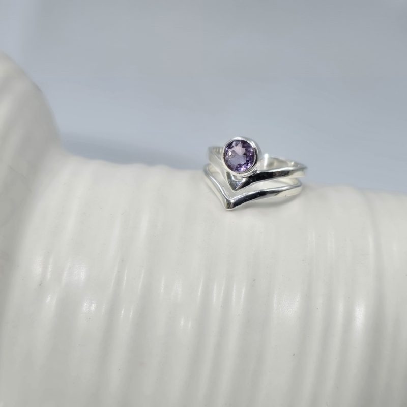 daxtylidi-me-amethysto-r276-lavriostone
