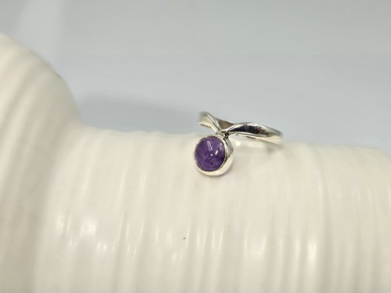 daxtylidi-me-amethysto-r279-lavriostone