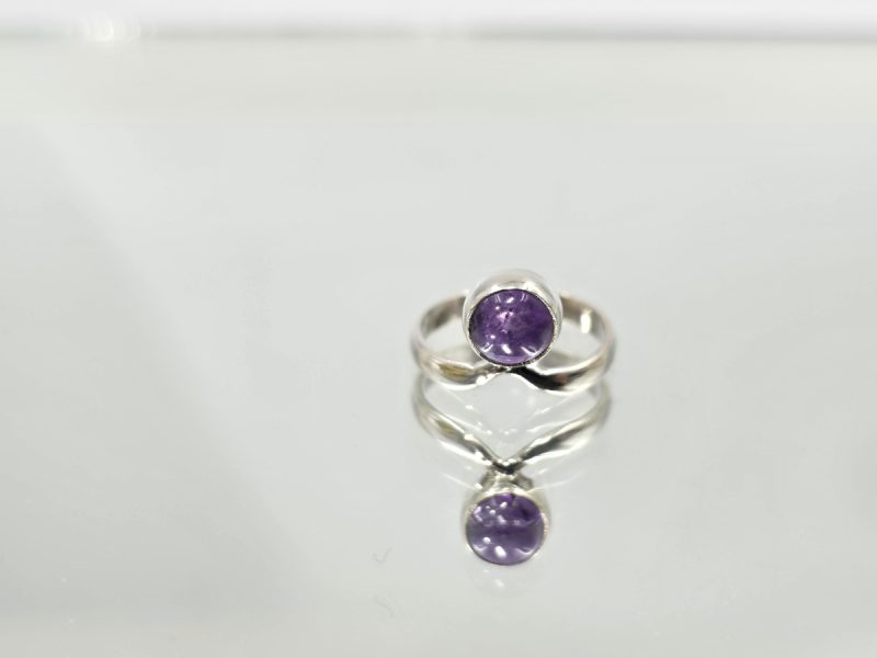 daxtylidi-me-amethysto-r279-lavriostone