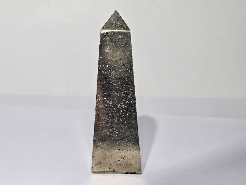 Point_σιδηροπυρίτη_P413_lavriostone