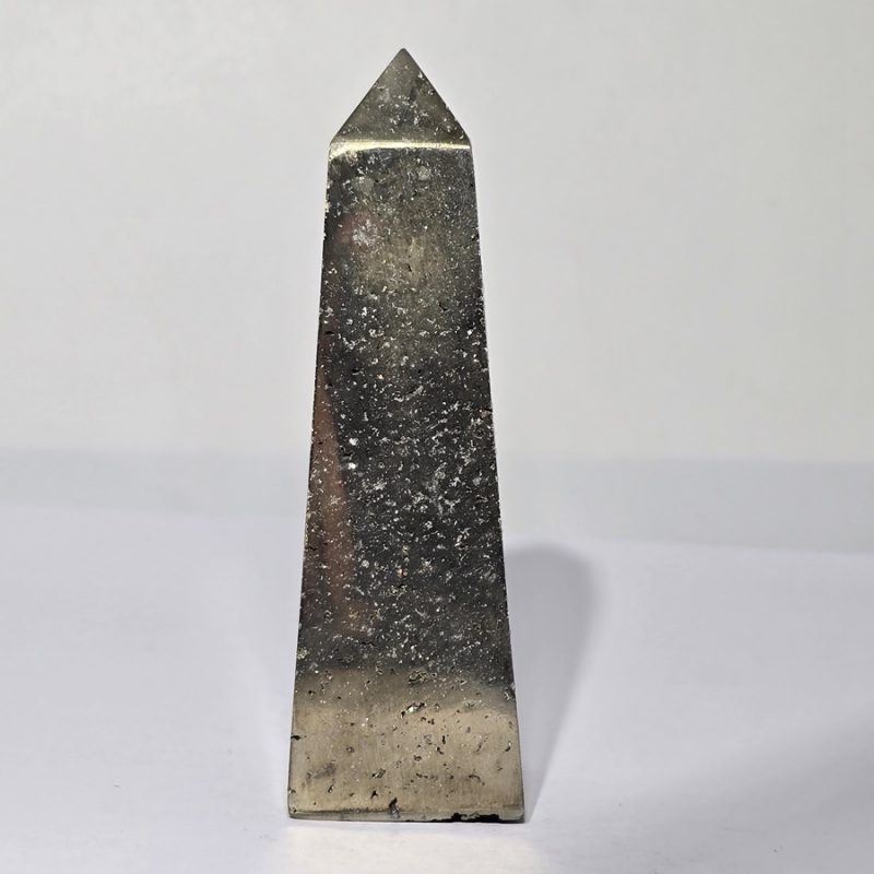 Point_σιδηροπυρίτη_P413_lavriostone